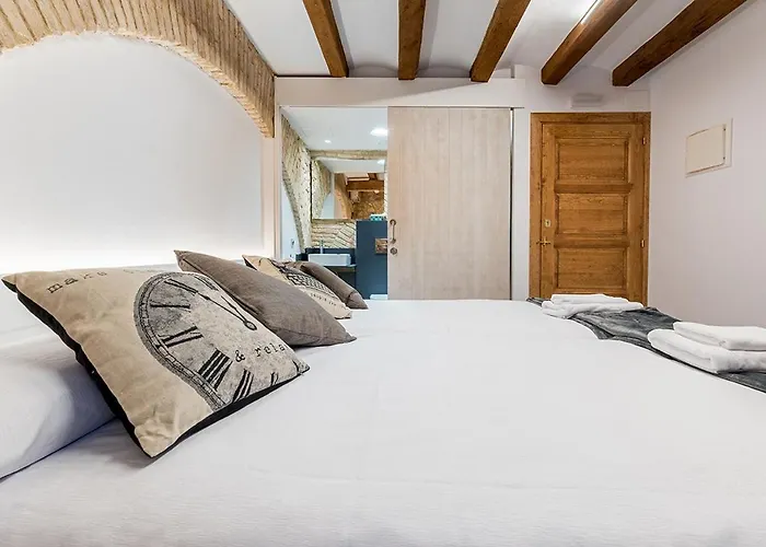 Hotel 977 3*