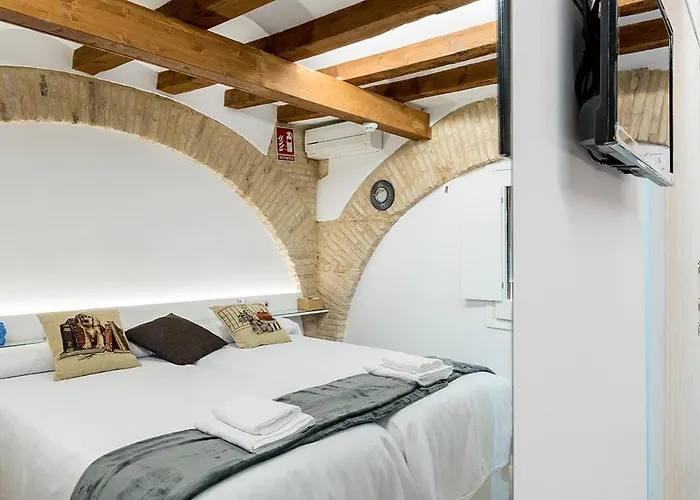 977 Hotel 3*