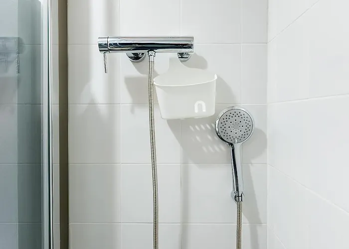 977 فندق تاراغونا